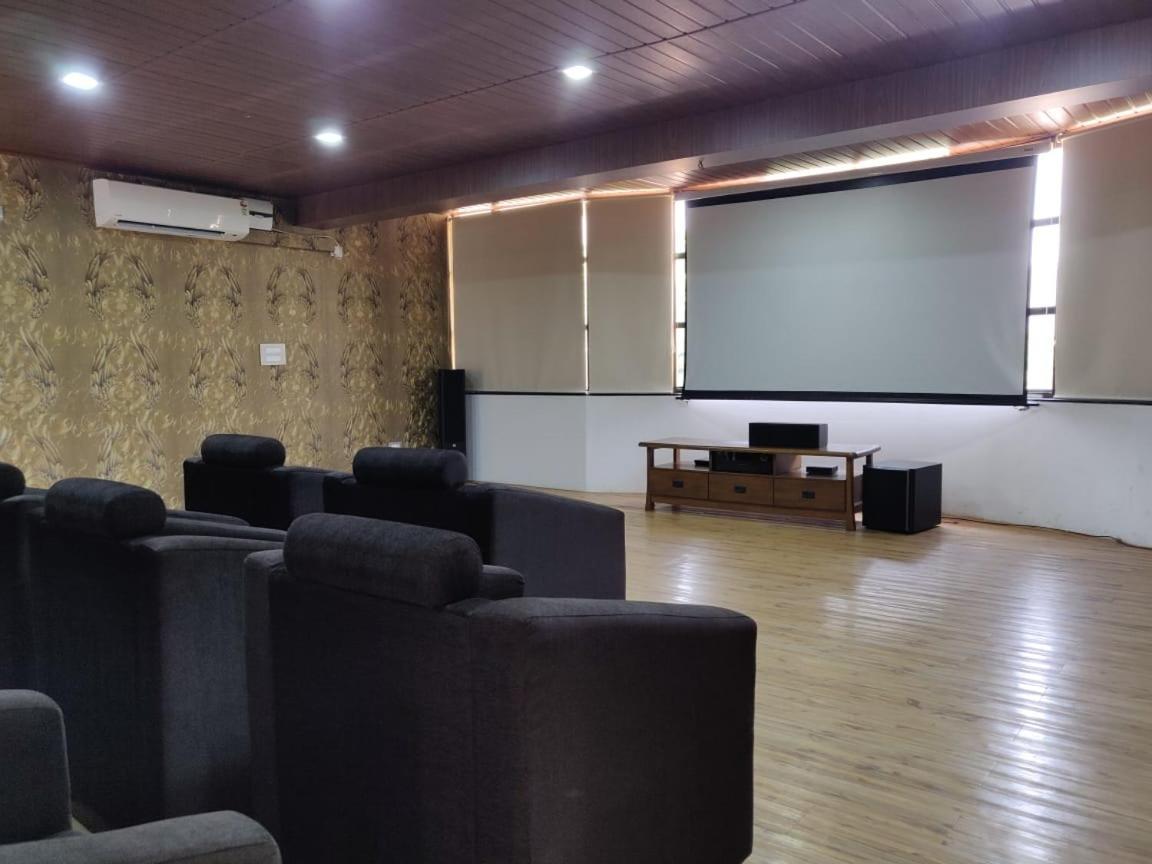 Hotel Mudra Midtown Suites & Rooms Kalasa エクステリア 写真