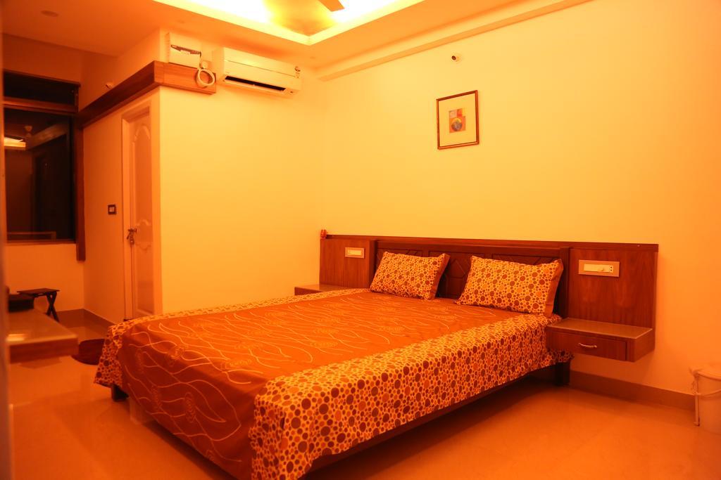 Hotel Mudra Midtown Suites & Rooms Kalasa エクステリア 写真