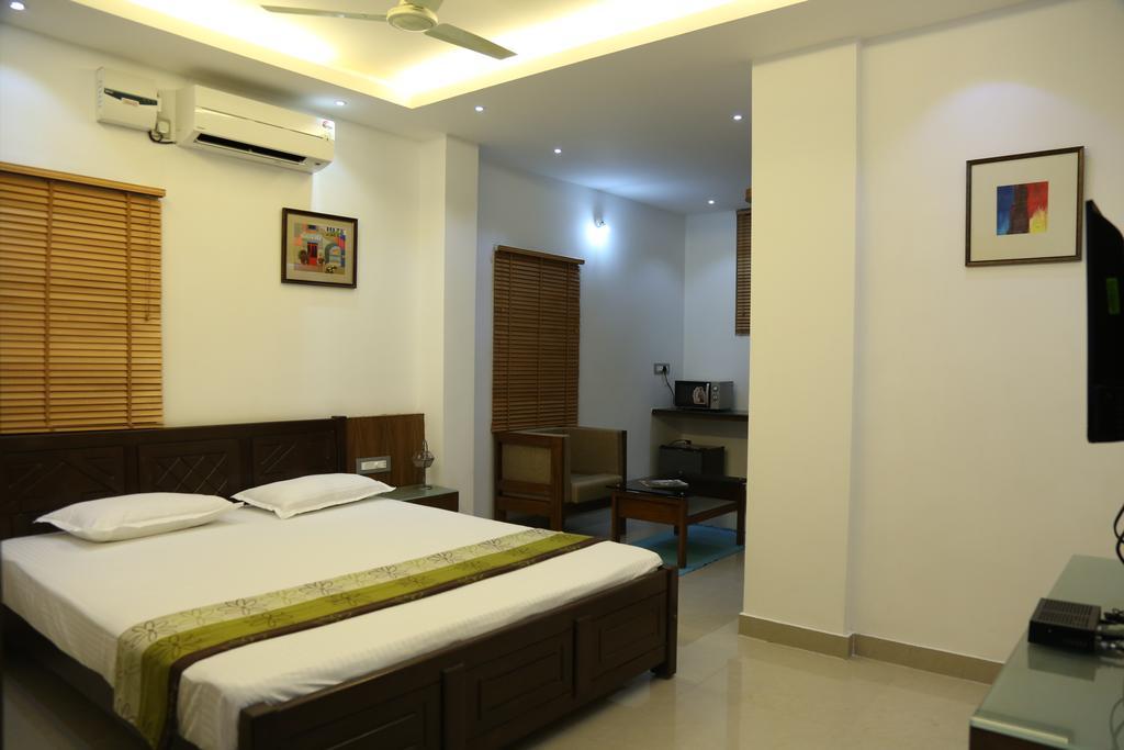 Hotel Mudra Midtown Suites & Rooms Kalasa エクステリア 写真